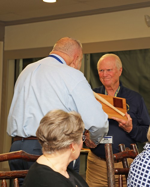 Bob Trevathan presents Ed McCloskey with the plaque honoring Ed's tenure as Post 370 Commander.